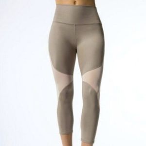 Alo Yoga High Waist Coast Capri Mesh Leggings size 0